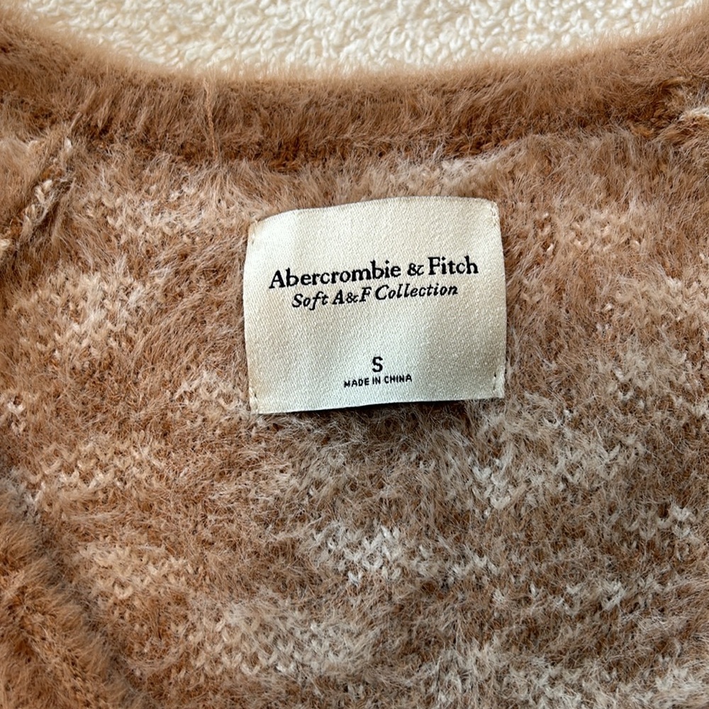 Abercrombie & Fitch Women’s Sweater Soft A&F collection Small Tan & White - Picture 2 of 5